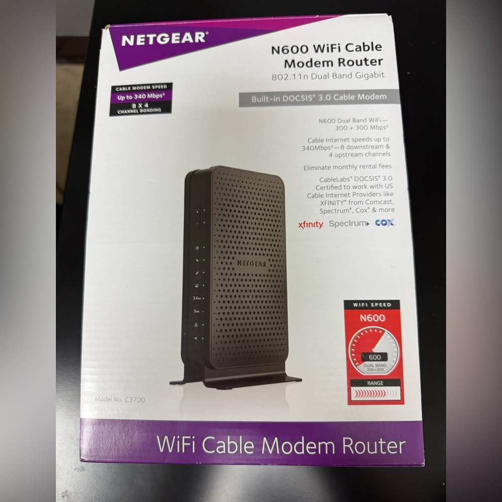 Netgear N600 Wifi cable modem router C3700 - no manual original box w power cord